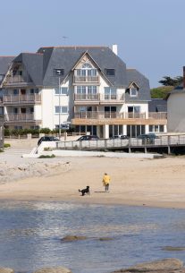 _16A8889 plage + hotel